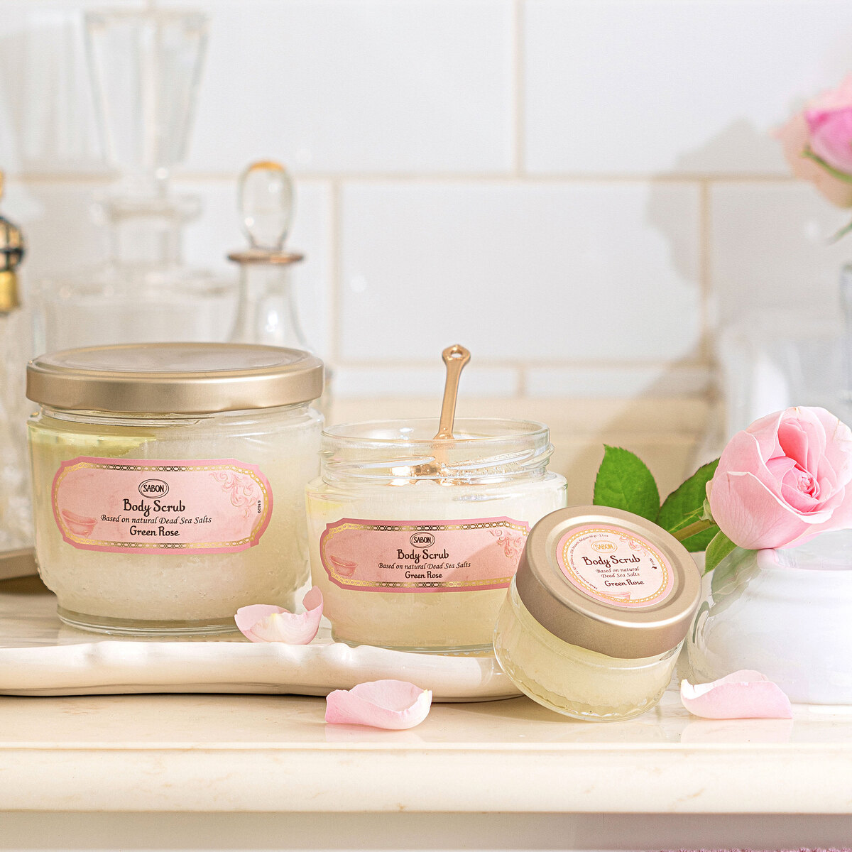 低価格 ボディスクラブ S (グリーン・ローズ)』 | SABON (サボン) ボディクリーム